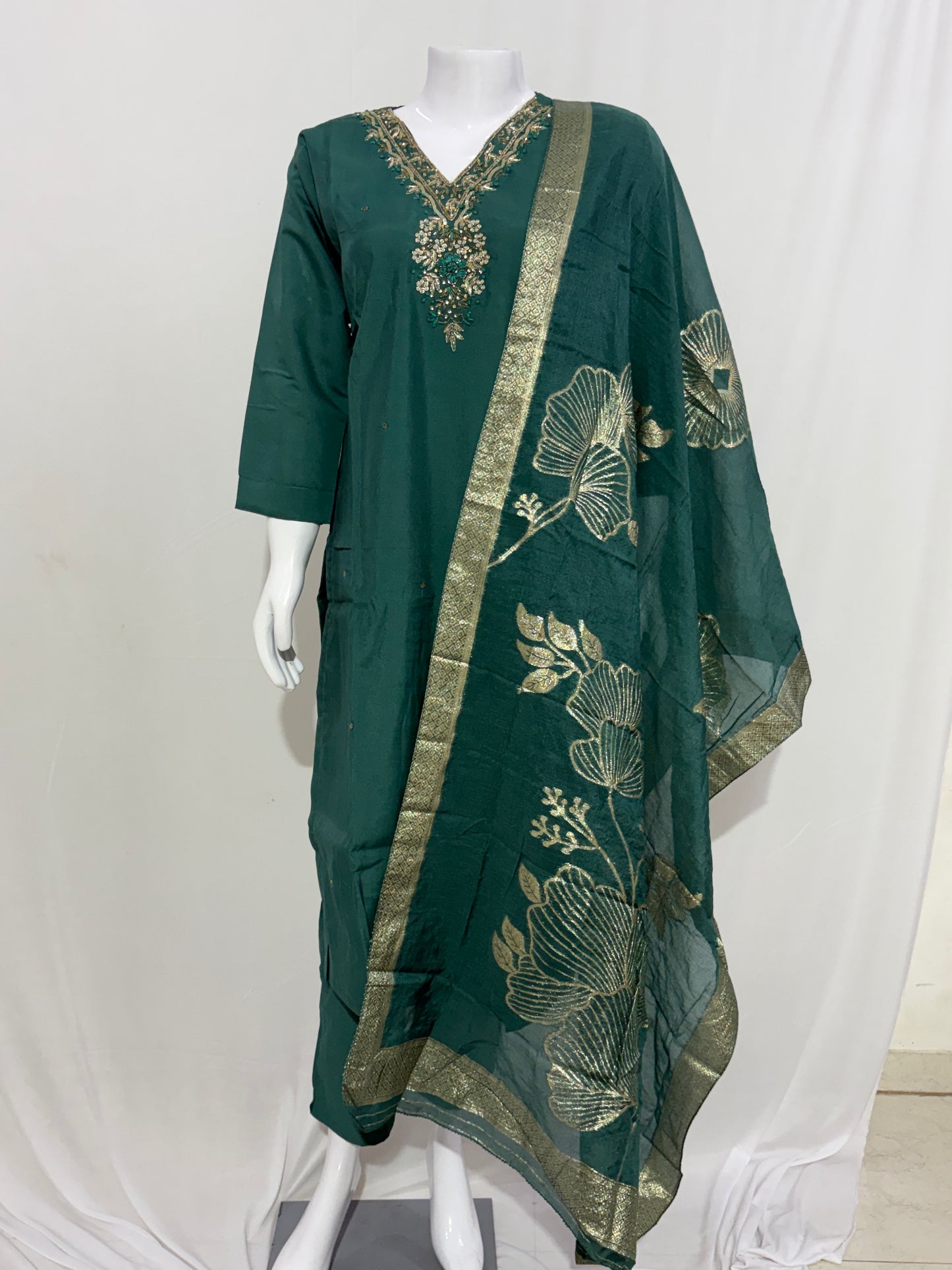 Festive Wear Green Kurta Set