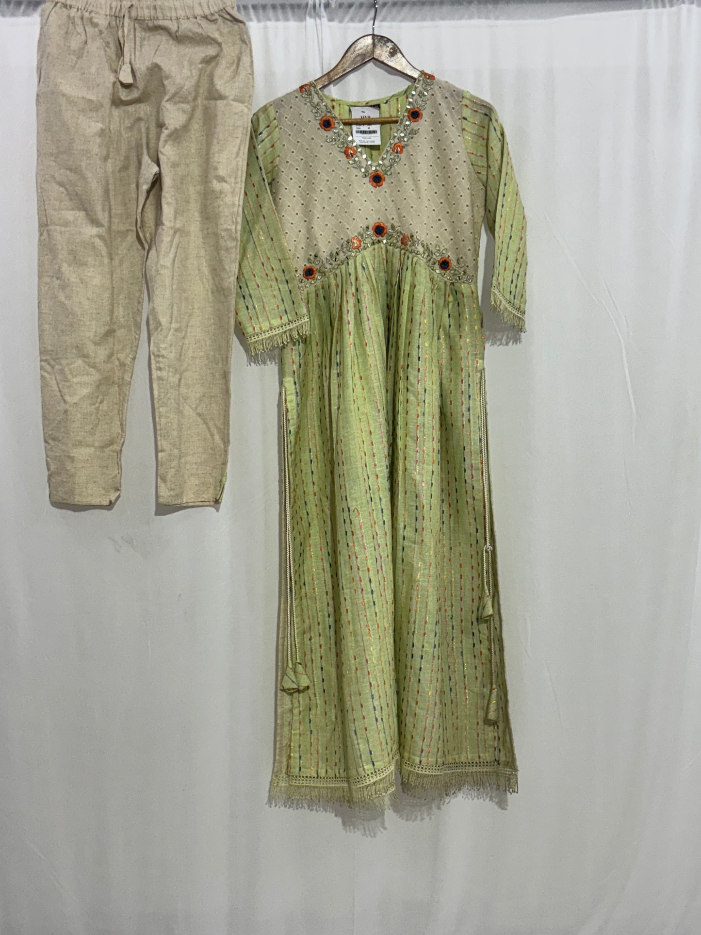 Daily Wear 2PC Green Naira Cut Kurta Set